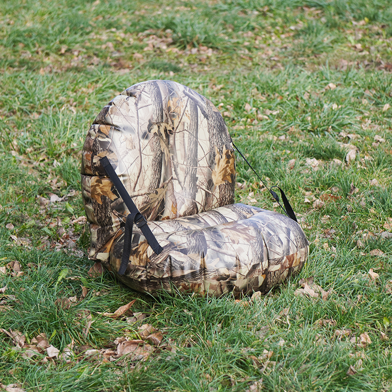 Надувное кресло в лодку